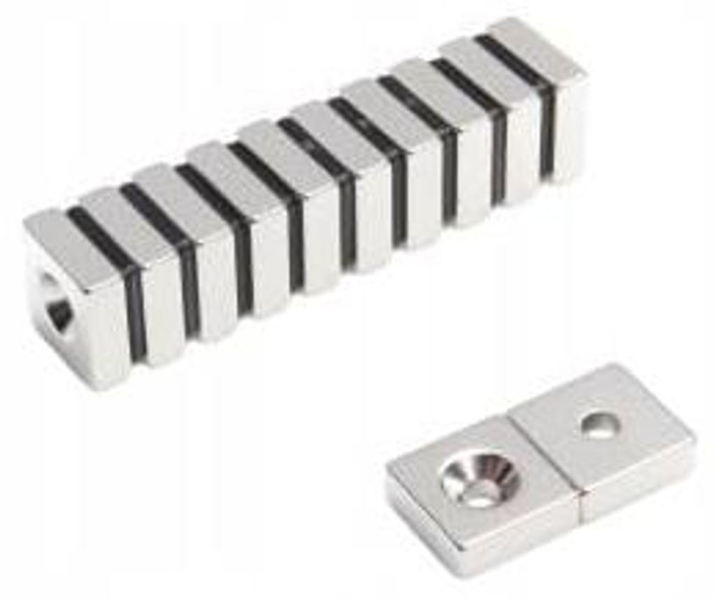 Top Magnesy - 10 Stück Neodym Magnete 15x15x5 mm N38 mit Senkbohrung für Schrauben - extra starke Haftmagnete für Montage, Werkstatt & Industrie