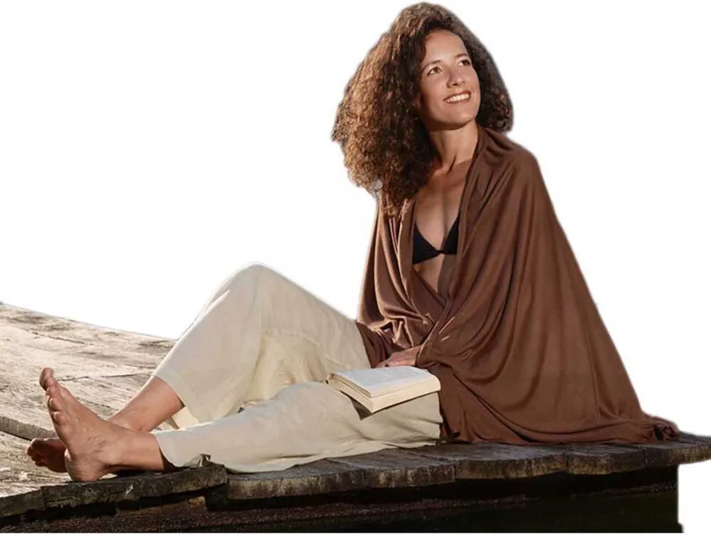 Coperta Cocoon Marrone 180x140 cm | Insect Shield per Viaggi in Aereo
