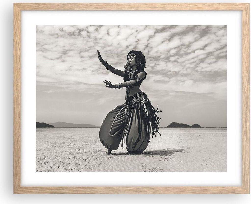 Gerahmtes Poster - Rahmen in heller Eiche - Tänzer Folk Oriental - 50x40 cm - Wand Bild - Wanddeko - Wandbilder - Kunstposter - Wandposter - Bilde...