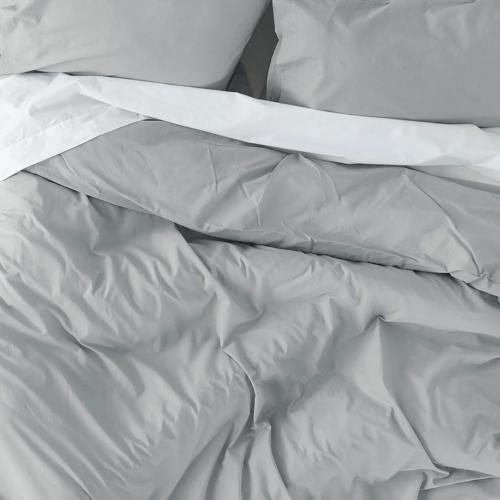 Housse de couette 220x220 HappyFriday BASIC grise idéale pour lit double
