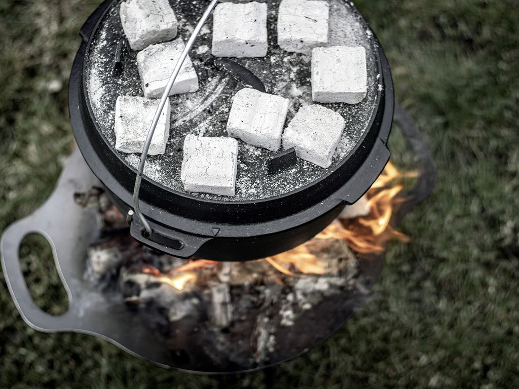Petromax Cabix Plus Briketts für Feuertopf und Grill Produktbild 14