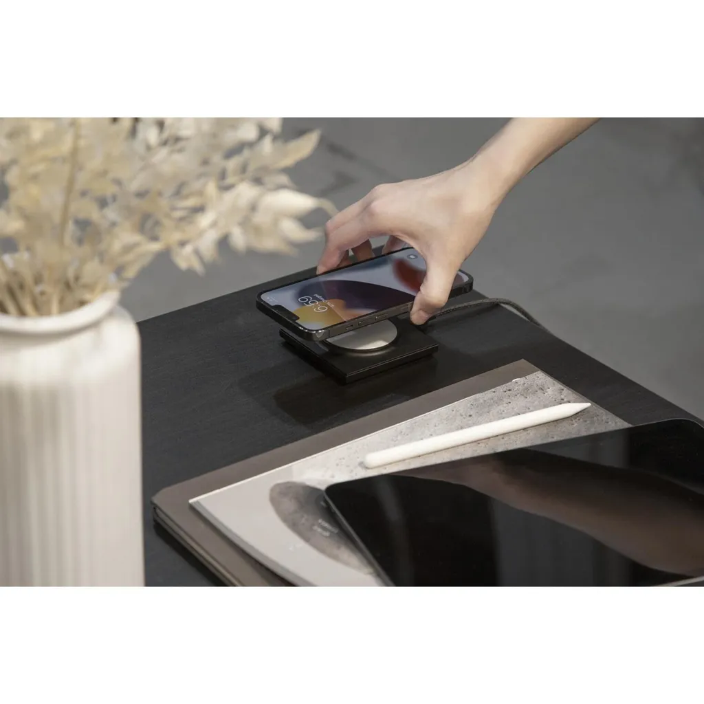 Station de charge induction magnétique Native Union Drop pour iPhone Noir - 7