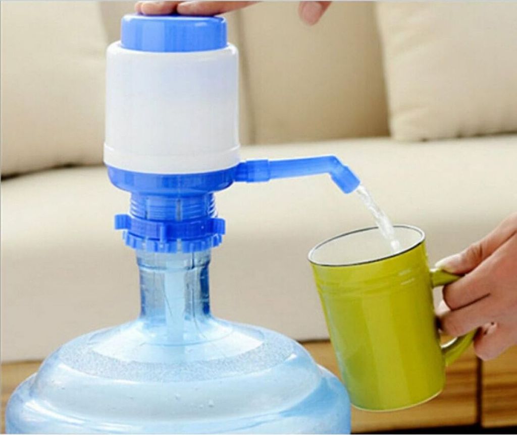 Wasserpumpenspender Universal-Flaschenkanister 5L, 8L, 10L, 2,5L tropffrei, anpassbar, manuell Camping, Schule, Büro, Zuhause Marke