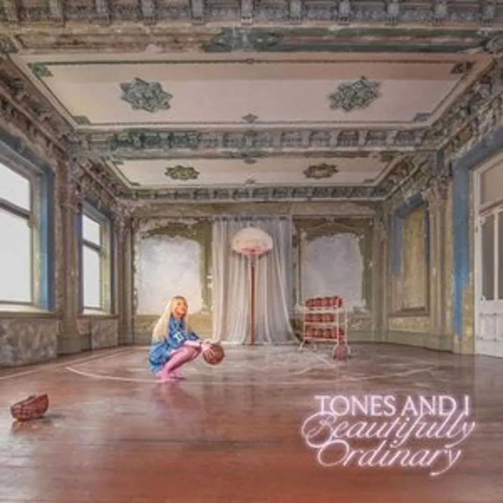 Album CD Tones and I Beautifully Ordinary - Profitez d'un Son Pur sans Compression