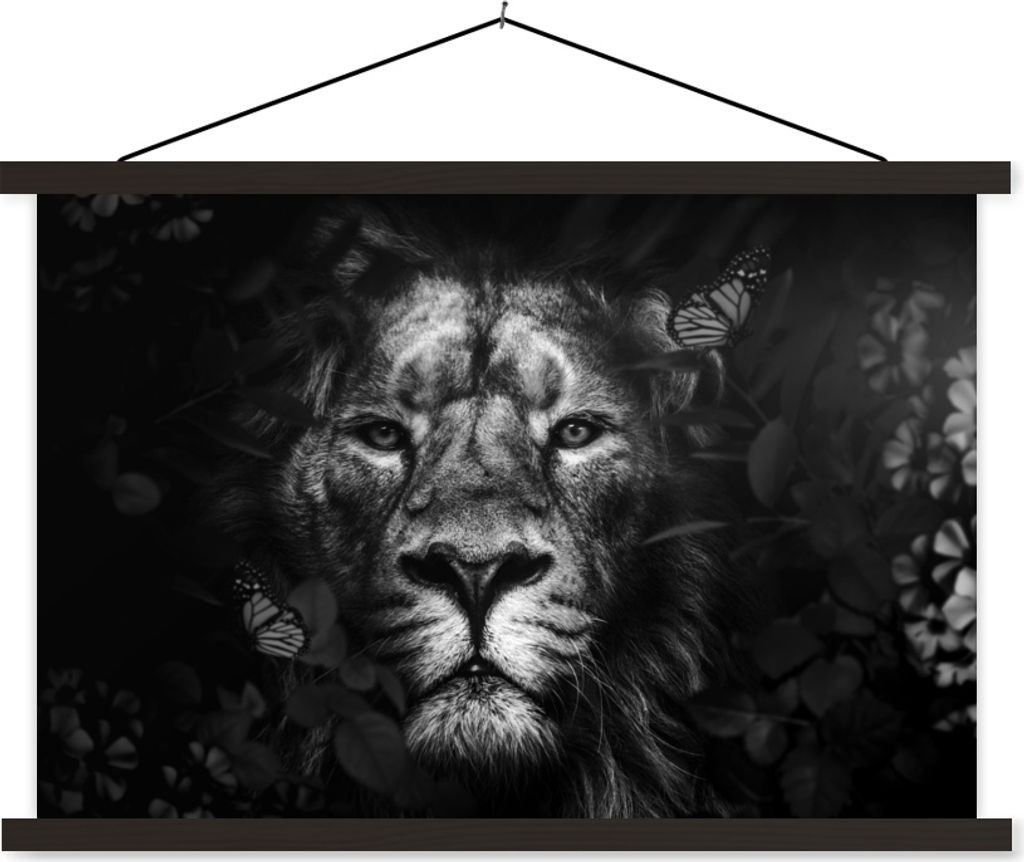 MuchoWow Textilposter Löwe mit Schmetterlingen und Blumen im Dschungel - schwarz und weiß 150x100 cm mit schwarzem Rahmen - Schlafzimmer