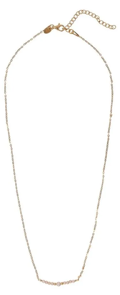Collier de perles pour femme idéal avec une robe de soirée ou bureau