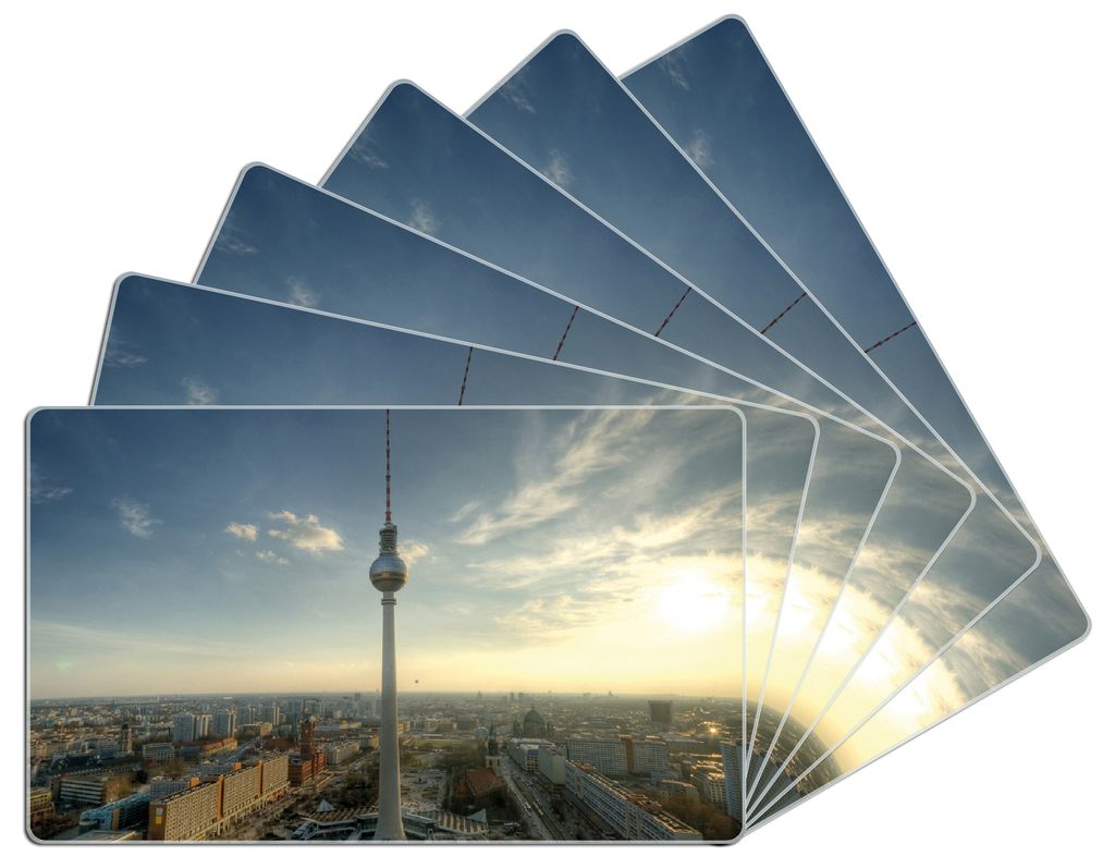 Wallario Frühstücksbrettchen 6er Set aus Glas, je 14 x 23 cm, mit rutschfesten Füßen, Motiv Fernsehturm Berlin mit Panoramablick über die Stadt