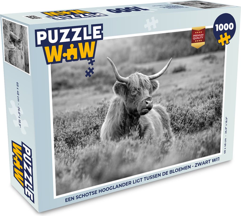 MuchoWow Puzzle 1000 Teile Ein schottischer Highlander zwischen den Blumen - schwarz und weiß - Erwachsene - Rätsel