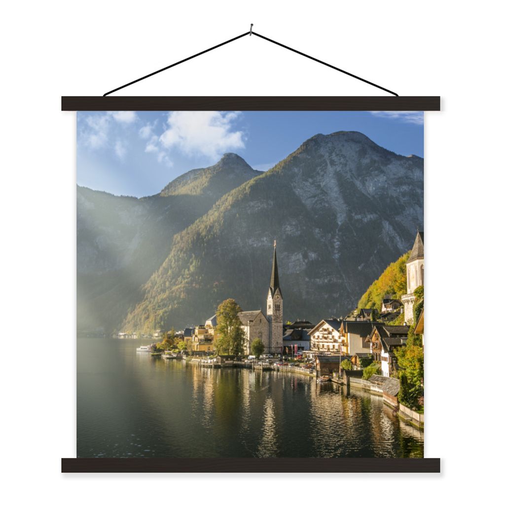 MuchoWow Textilposter Die Sonne scheint auf Hallstatt in Österreich 60x60 cm mit schwarzem Rahmen - Posteraufhänger