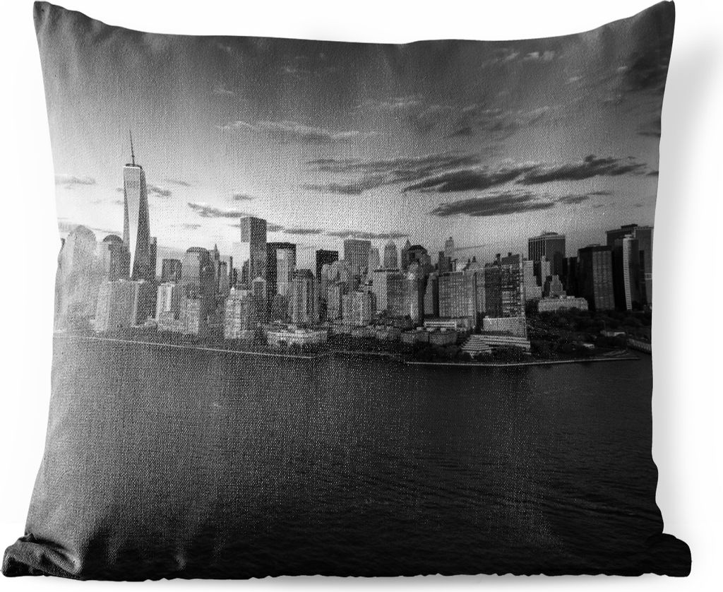 MuchoWow Outdoor Kissen - New York vom Wasser aus - schwarz und weiß - 60x60 cm - Wetterfest - Lounge Kissen - Dekoration - Schlaf Kissen