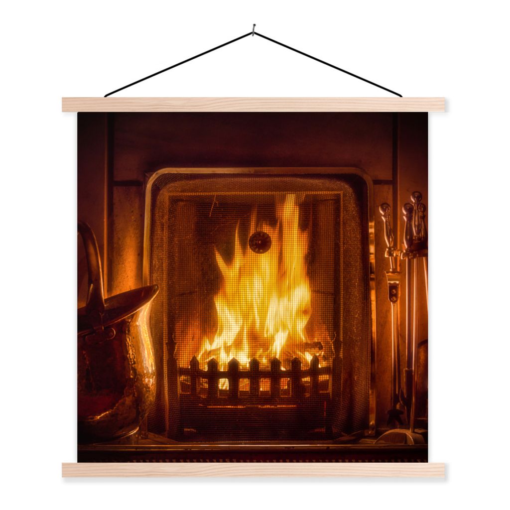 MuchoWow Textilposter Ein Kamin mit einem warmen Feuer 40x40 cm mit holzfarbenen Rahmen - Posterleiste