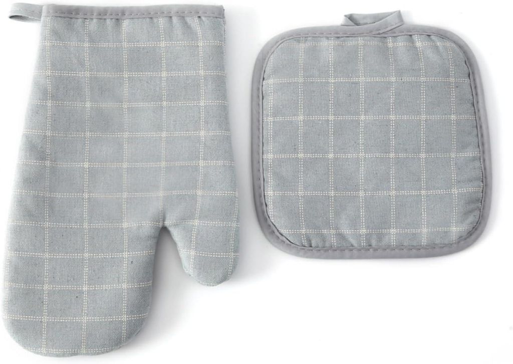 Set aus weichen, hitzebeständigen Ofenhandschuhen und Topflappen für den Einsatz in Backöfen, Grills und Küchen, hellblau