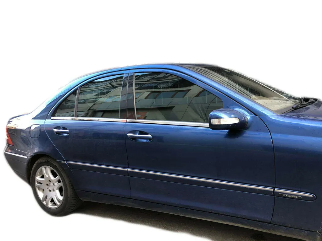 Moulures de vitres chromées pour Mercedes Classe C W203 Berline 4 pièces