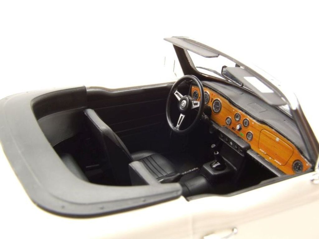 TRIUMPH TR6 1969 GRÜN 1:18 MINICHAMPS RAR (Neu und originalverpackt) in