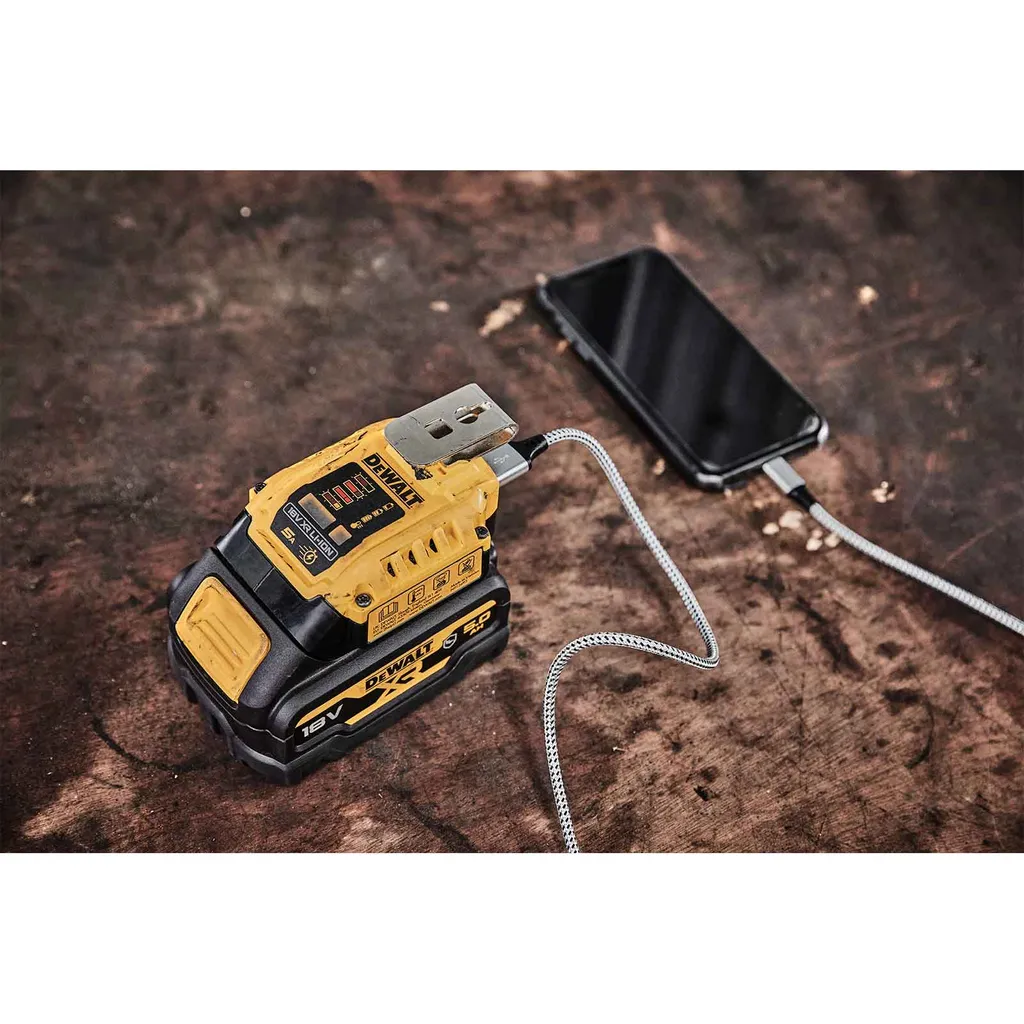 Chargeur Dewalt DCB094K-QW 5A avec Port USB-C Bidirectionnel Rapide - 8