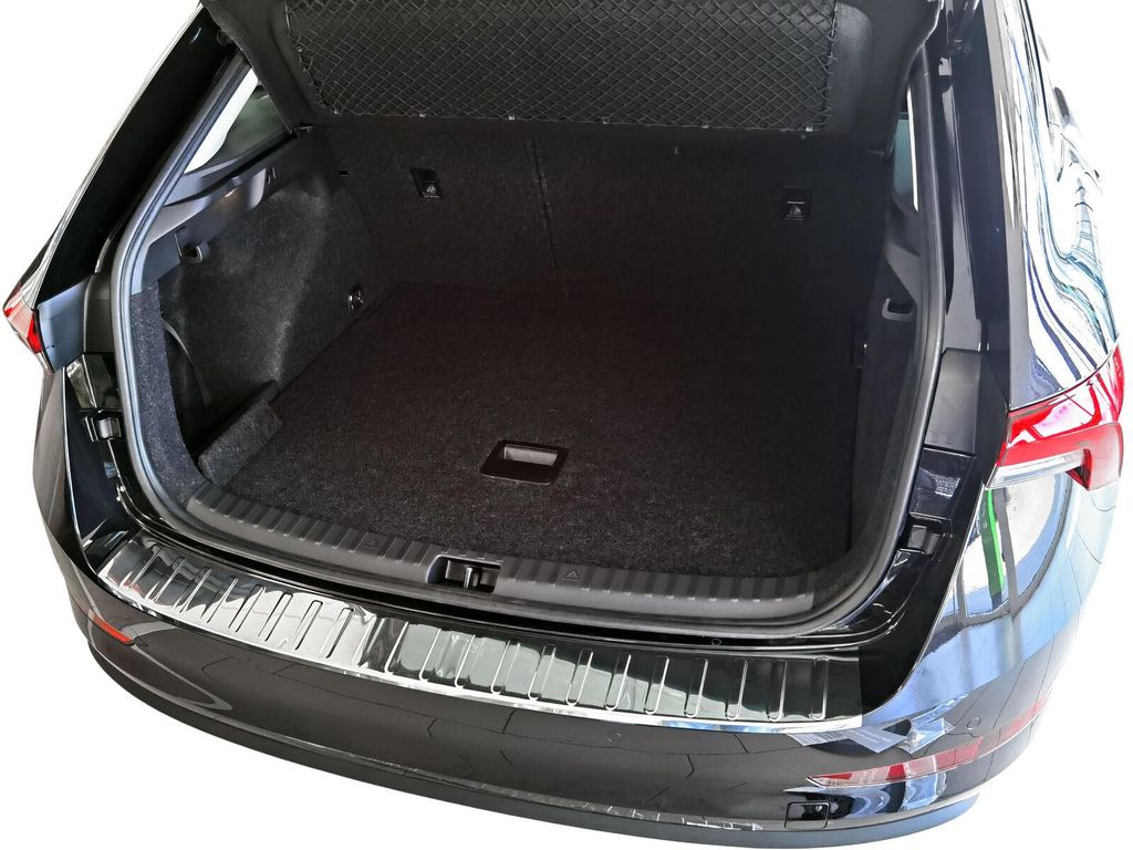 Ladekantenschutz Edelstahl MIT ABKANTUNG für Skoda Scala ab Produktbild 