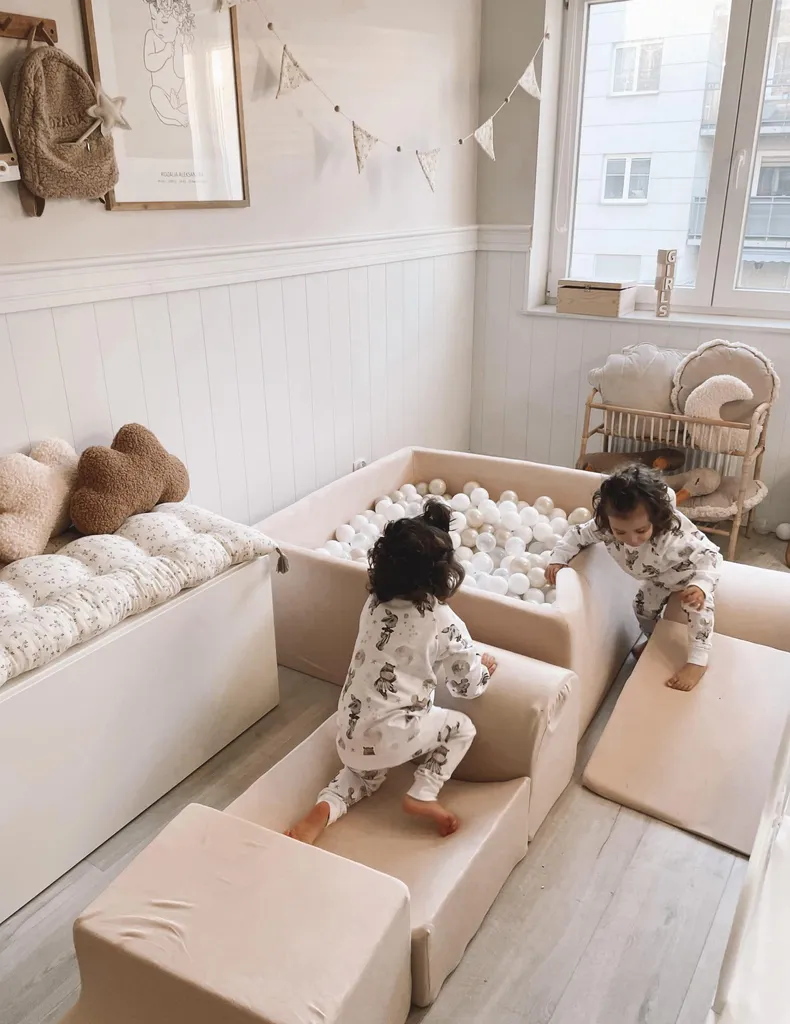 Cale de sécurité aire de jeux pour délimiter l'espace bébé en mousse - 11
