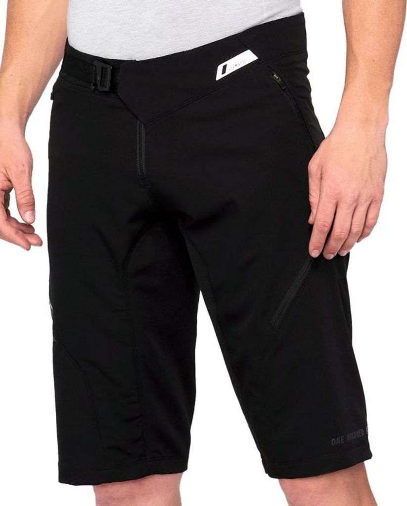 100percent Airmatic Kurze Hose Schwarz 34 Mann Schwarz 34 Produktbild 
