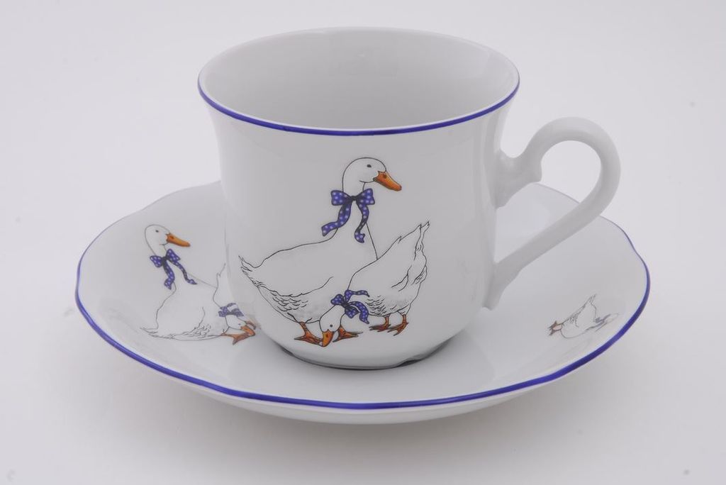 Tasse mit Untertasse, tschechisches Porzellan, 200 ml, Produktbild 
