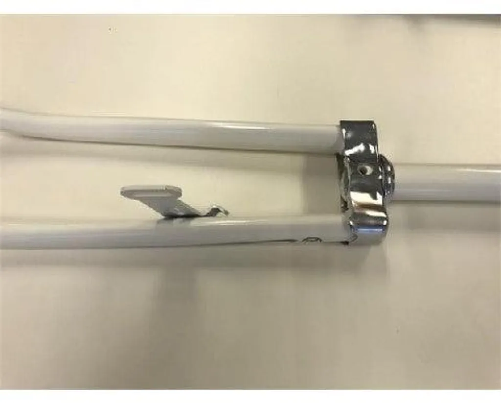 Fourche Vélo 28x1 1/2 Hulzebos : Remplacez votre Fourche Voilée en Blanc