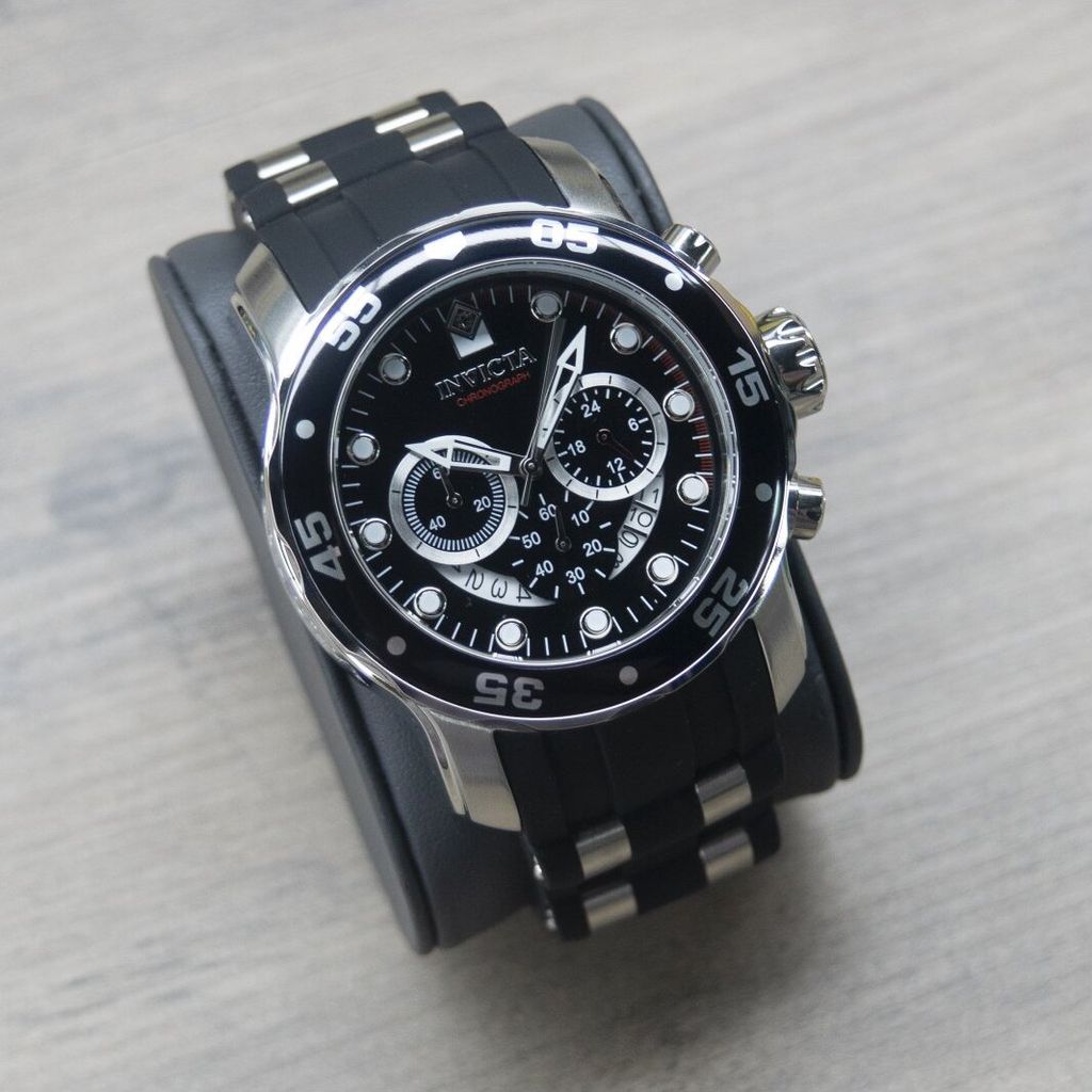 Acquista Invicta Pro Diver Chronograph 200M 0075 Orologio da uomo in Italia a partire da 73