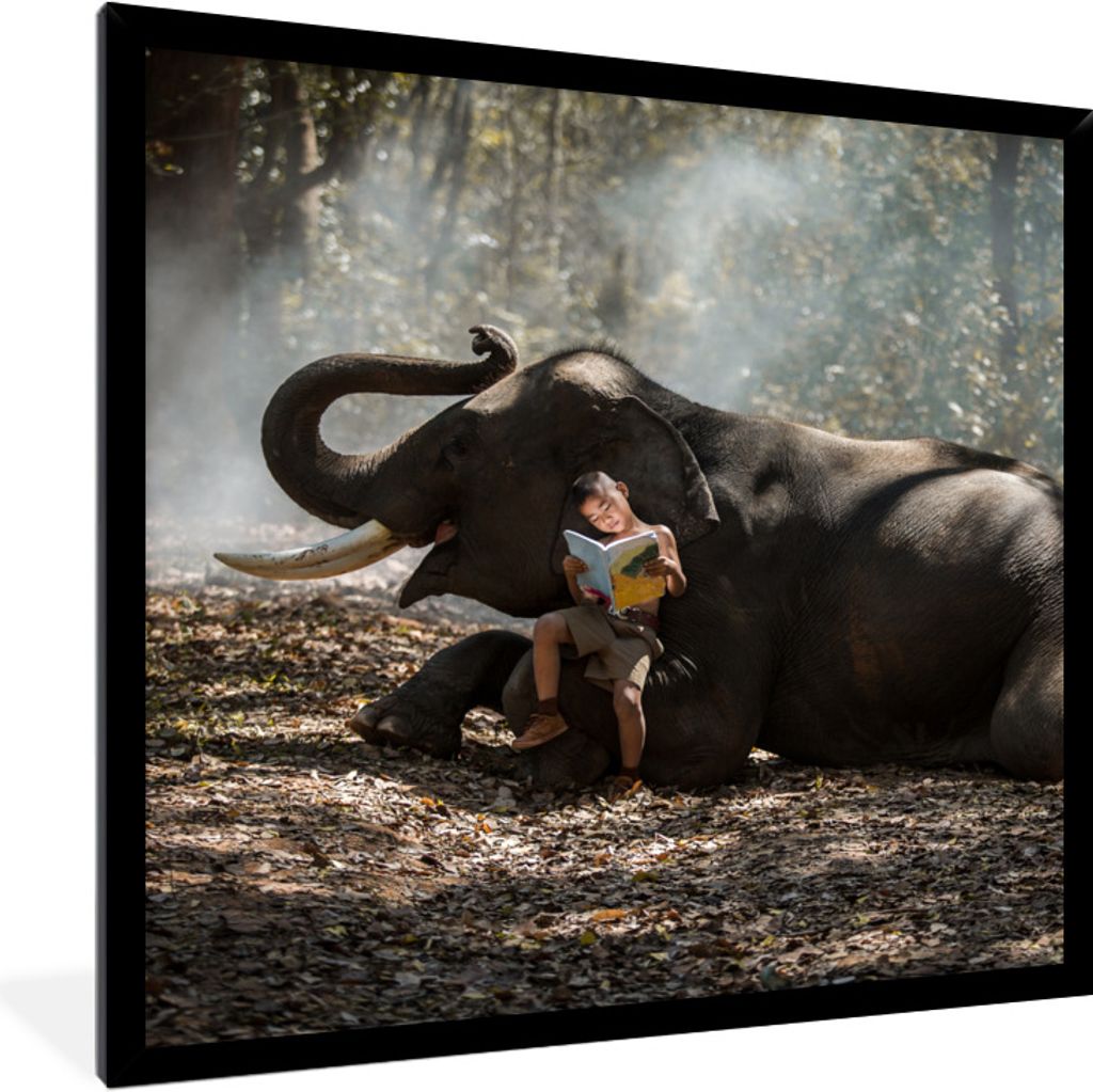 MuchoWow Gerahmtes Poster Elefant mit einem lesenden Kind 40x40 cm - Poster mit Schwarzem Bilderrahmen Wandposter Rahmen Foto Bilder - Mit Rahmen...