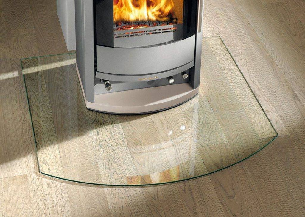 Haas+Sohn | Kamin Glasplatte, Funkenschutzplatte | Form F