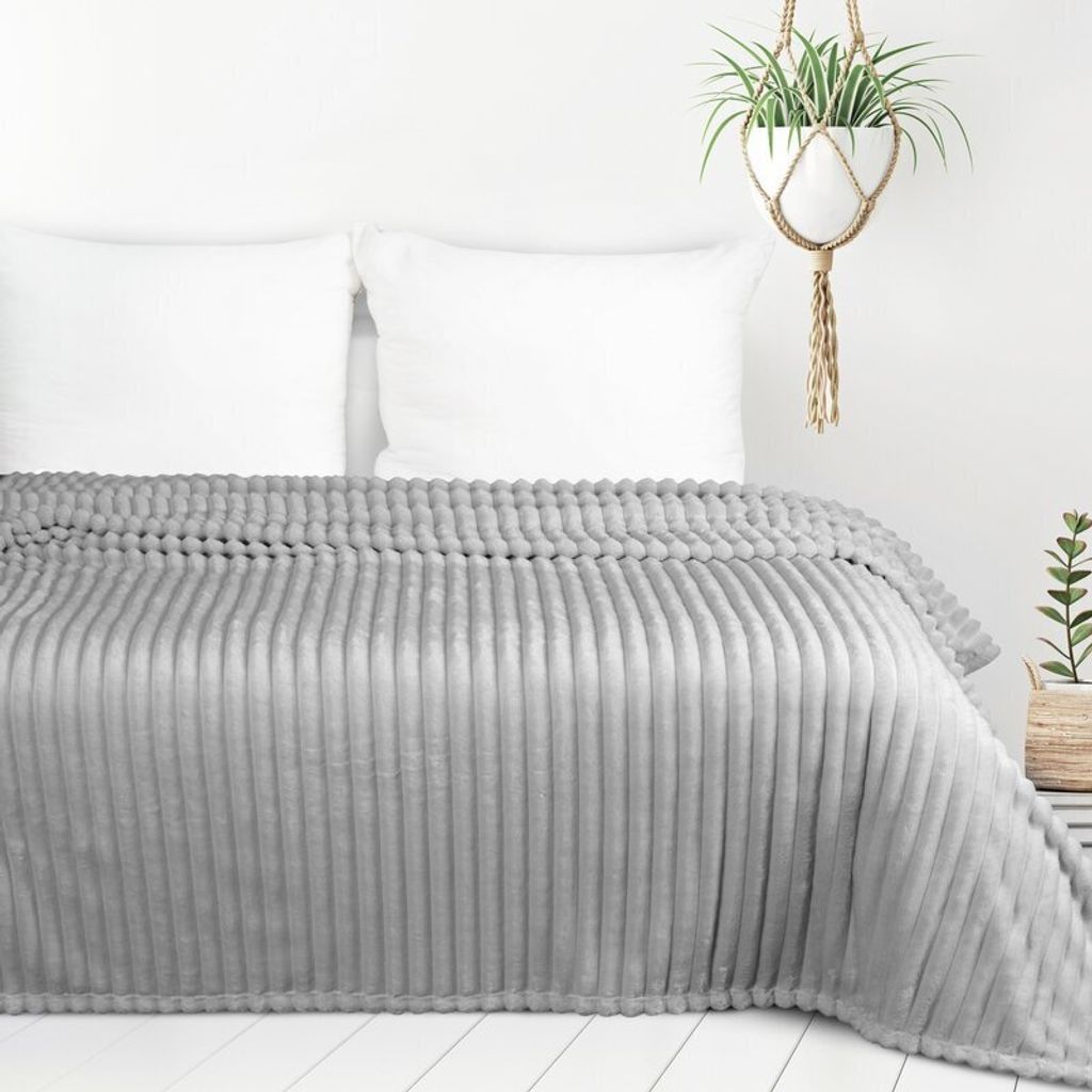 Kuschelige Decke SOFT weich & warm perfekte Wohndecke zum Wohn- und Schlafzimmer 70X160 cm Silber