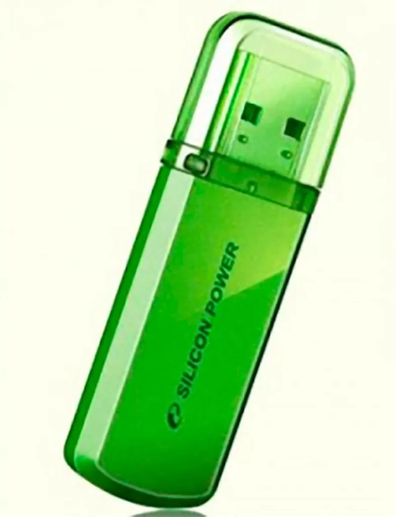Chiavetta USB 8GB Silicon Power Helios 101 Verde - Ultra Resistente