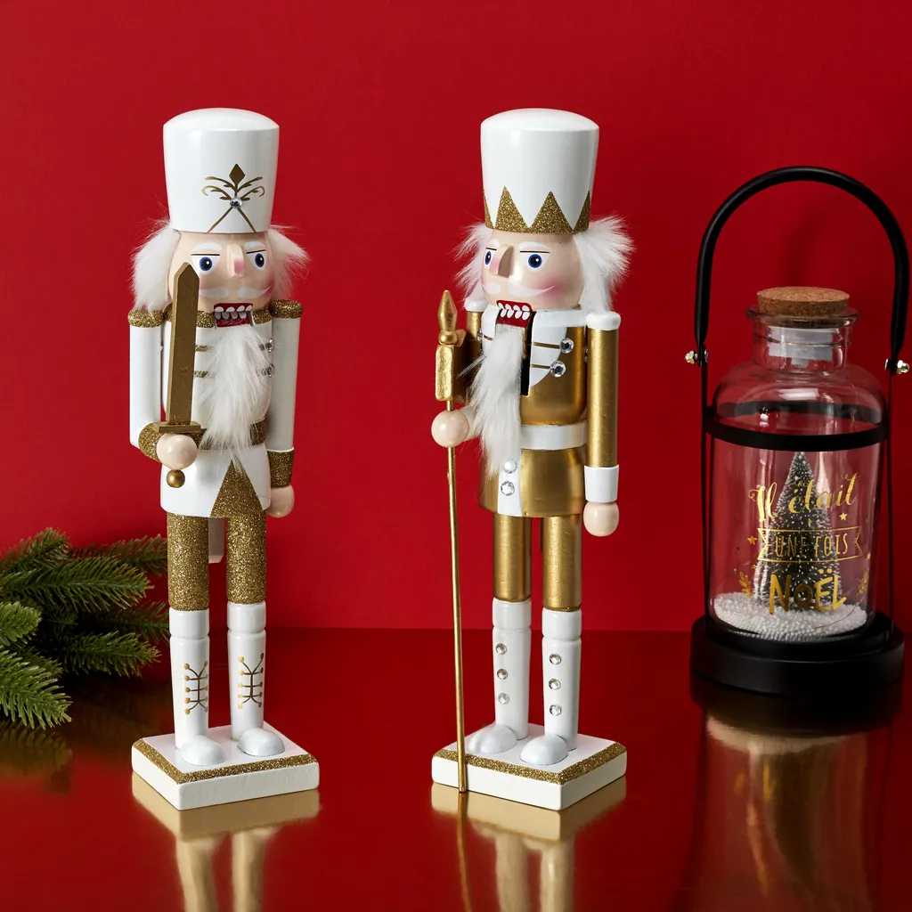Lot 2 Casse-Noisettes robustes : déco de Noël durable sans plastique