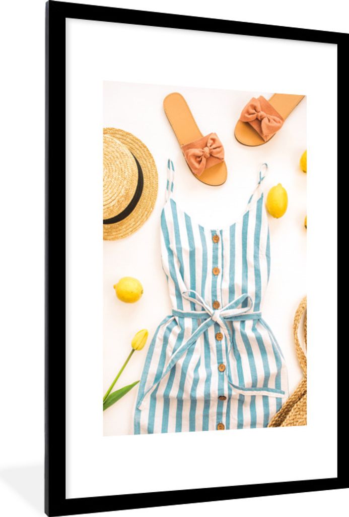 MuchoWow Gerahmtes Poster Flip-Flops - Overall - Hut 60x90 cm - Poster mit Schwarzem Bilderrahmen Wandposter Rahmen Foto Bilder - Dekoration - Wa...