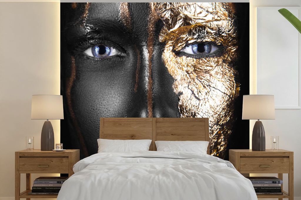 MuchoWow Fototapete für Wohnzimmer oder Schlafzimmer Wandtapete Vinyl Motivtapete Frau - Blattgold - Schwarz - Gold - Luxus - 280x280 cm - Hinte...