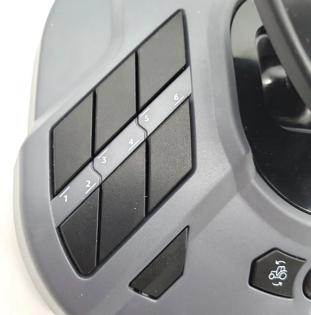 Thrustmaster SimTask FarmStick Joystick pour Simulation Agricole PC - 15