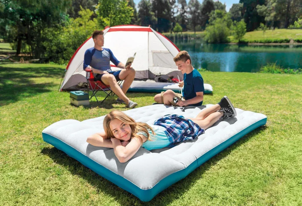 Matelas camping Intex 67999 gonflable 2 places bicolore