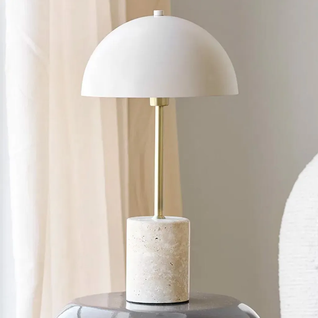 Lampe à poser Nissa Beige House Collection - Éclairage d'Appoint Chic