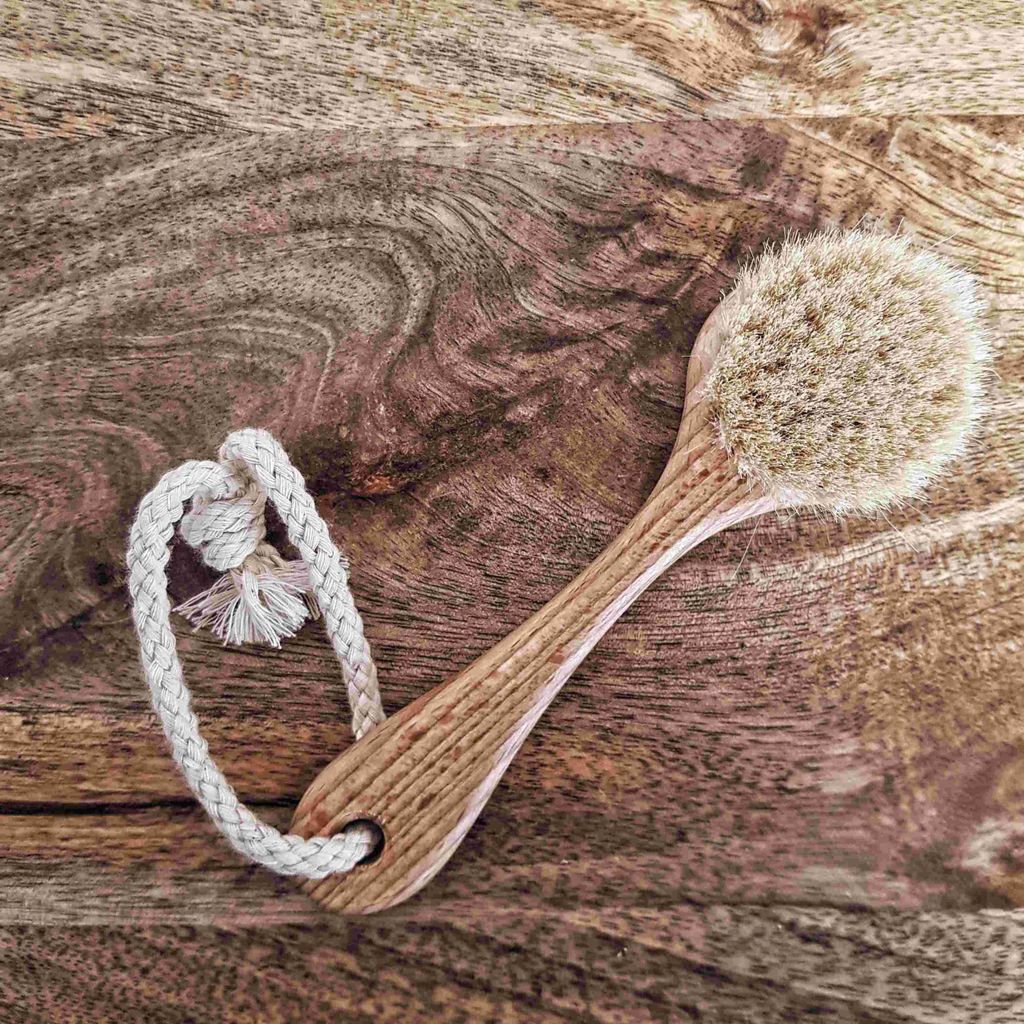Brosse visage en bois nettoyante Image du produit 