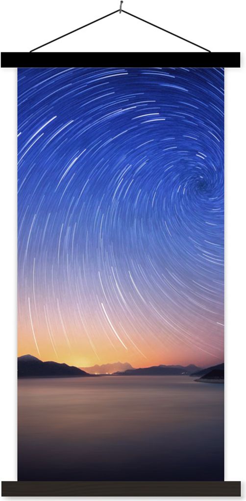 MuchoWow Textilposter Ein Strudel aus Sternschnuppen 90x180 cm mit schwarzem Rahmen - Dekoration Wohnzimmer