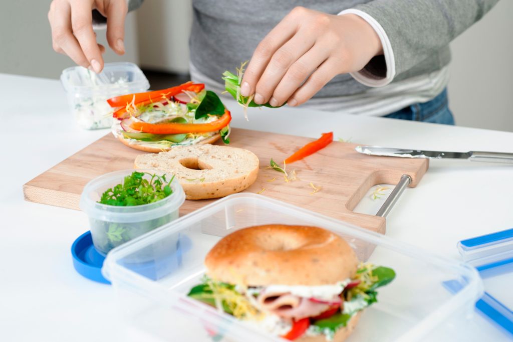 Contenitore per alimenti EMSA Clip&Close rotondo 0,85 litri Immagine del prodotto 