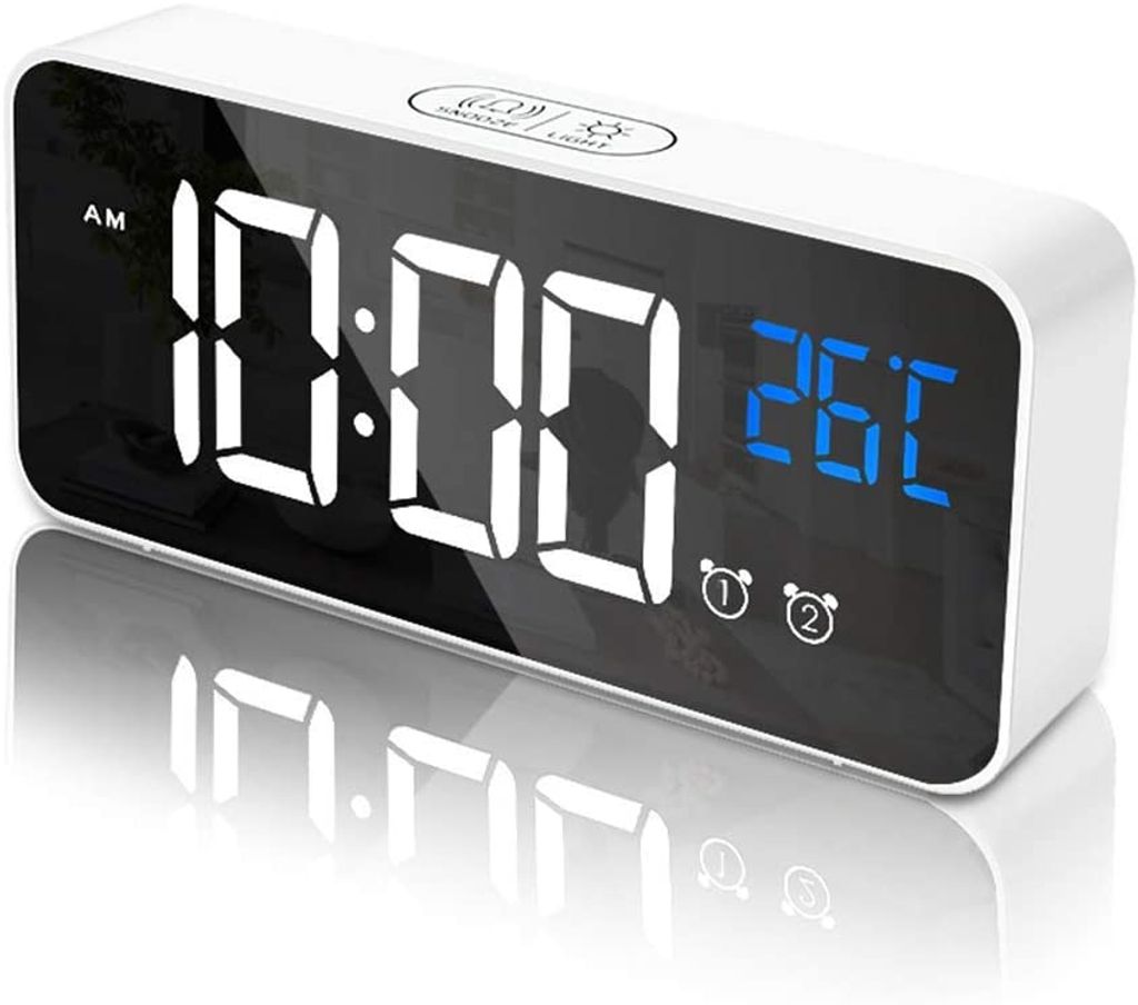 Radiowecker LED Wecker Digital Alarmwecker Funk Uhr Schlummerfunktion  Tischuhr 