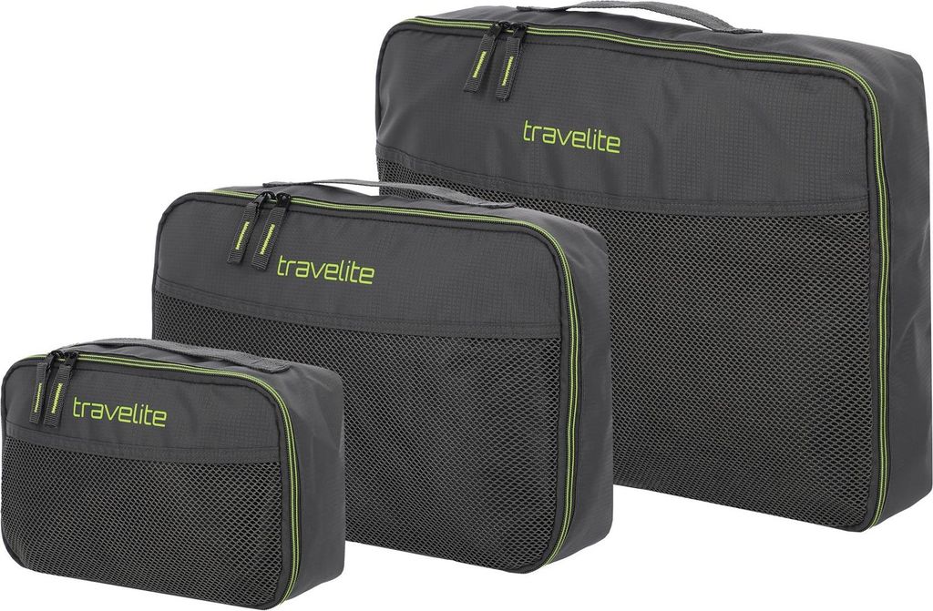 Three packing cubes of different sizes are displayed against a white background.