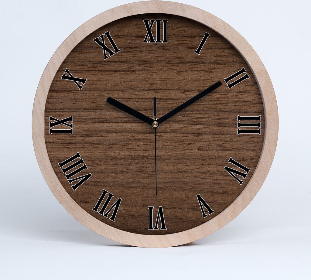 Holzuhr 20fi cm wanduhr - schwarze Spitzen - Holzuntergrund