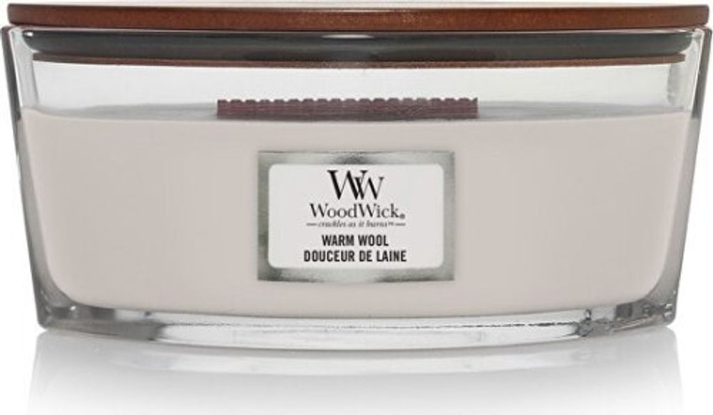 Bougie parfumée navire Laine chaude 453 g Image du produit 