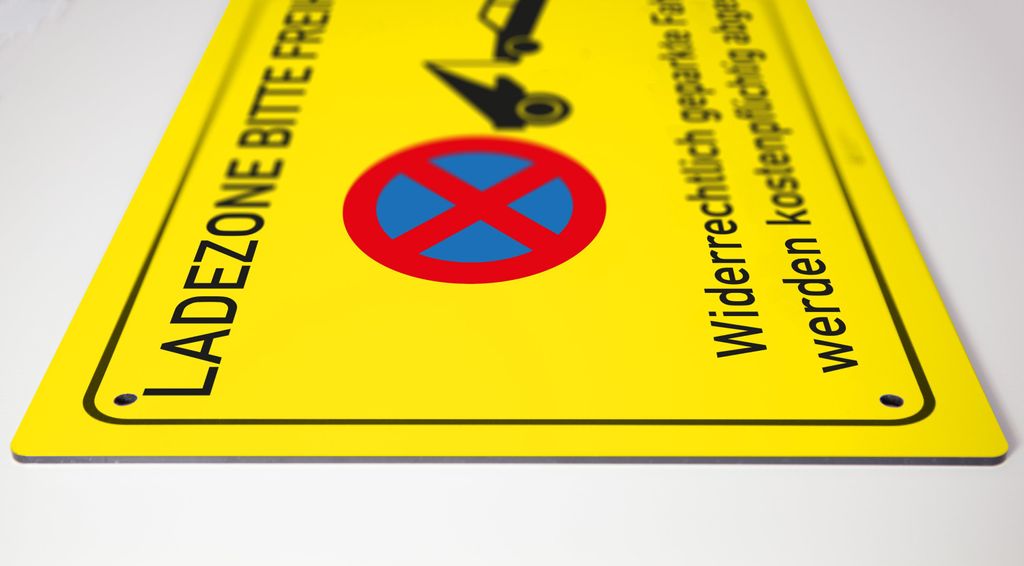Ladezone bitte freihalten - Schild - gelb - 4 mm Alu Verbundplatte, Größe:30 x 20 cm Bohrloch 4 x