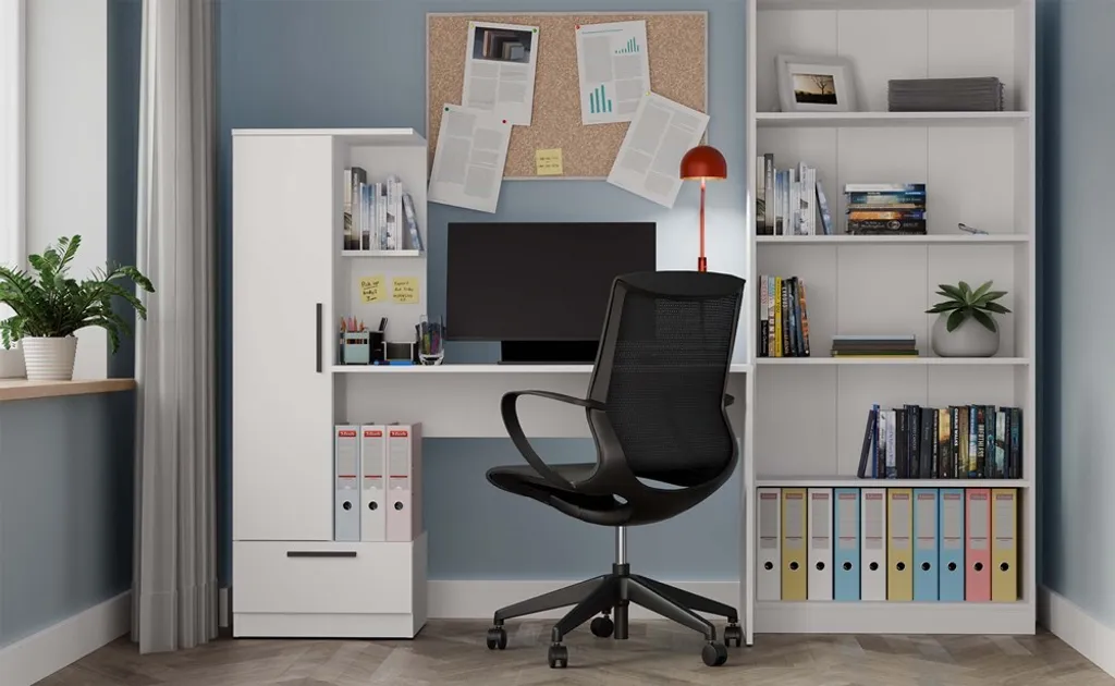 Bureau blanc design moderne et robuste pour ranger votre informatique