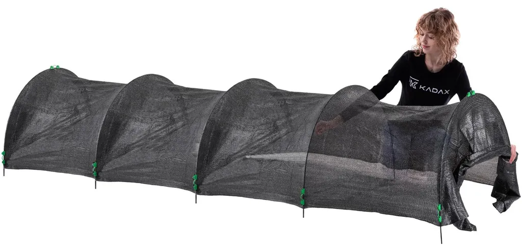 Serre tunnel de jardin 350x90x70 cm avec filet PE noir anti-grêle
