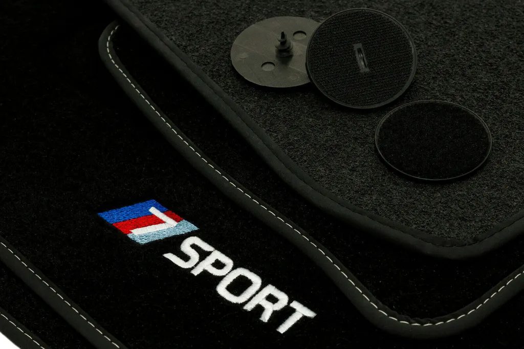 Tappetini Sportivi BMW Serie 7 E65 (01-08) - Velluto Nero di Lusso