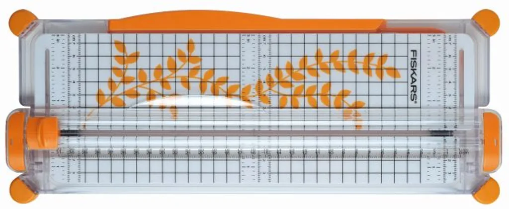 Taglierina Rotante Fiskars 30cm A4: Tagli Perfetti per Scrapbooking