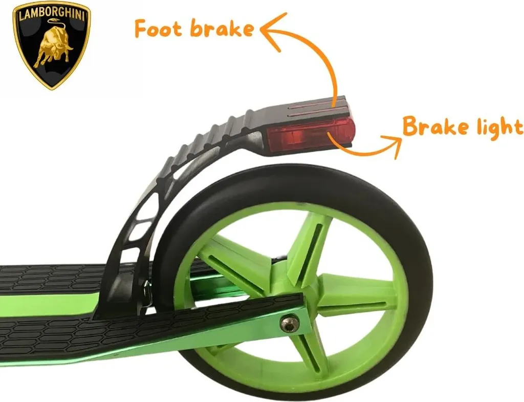 Trottinette à deux roues Lamborghini pour l'initiation à la glisse