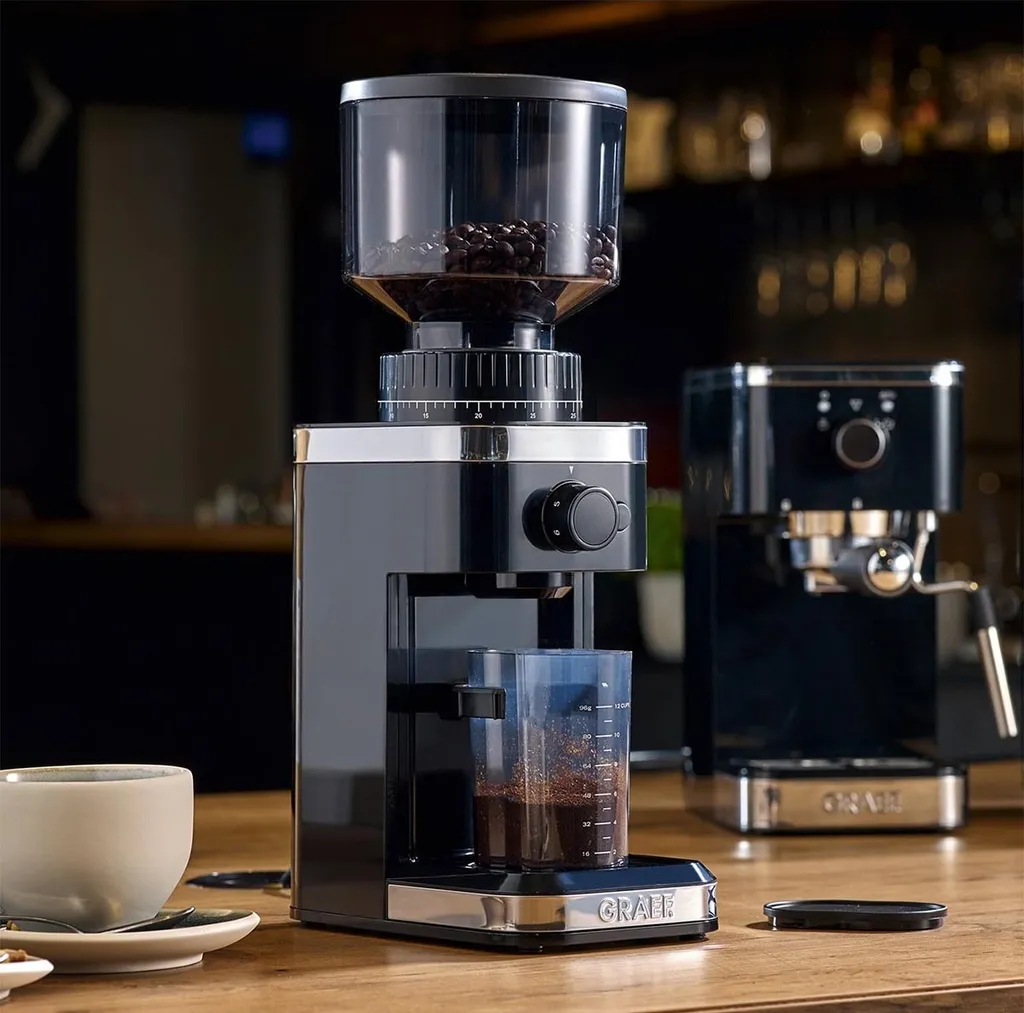 Machine à piston expresso Graef ES402 compacte pour petites cuisines