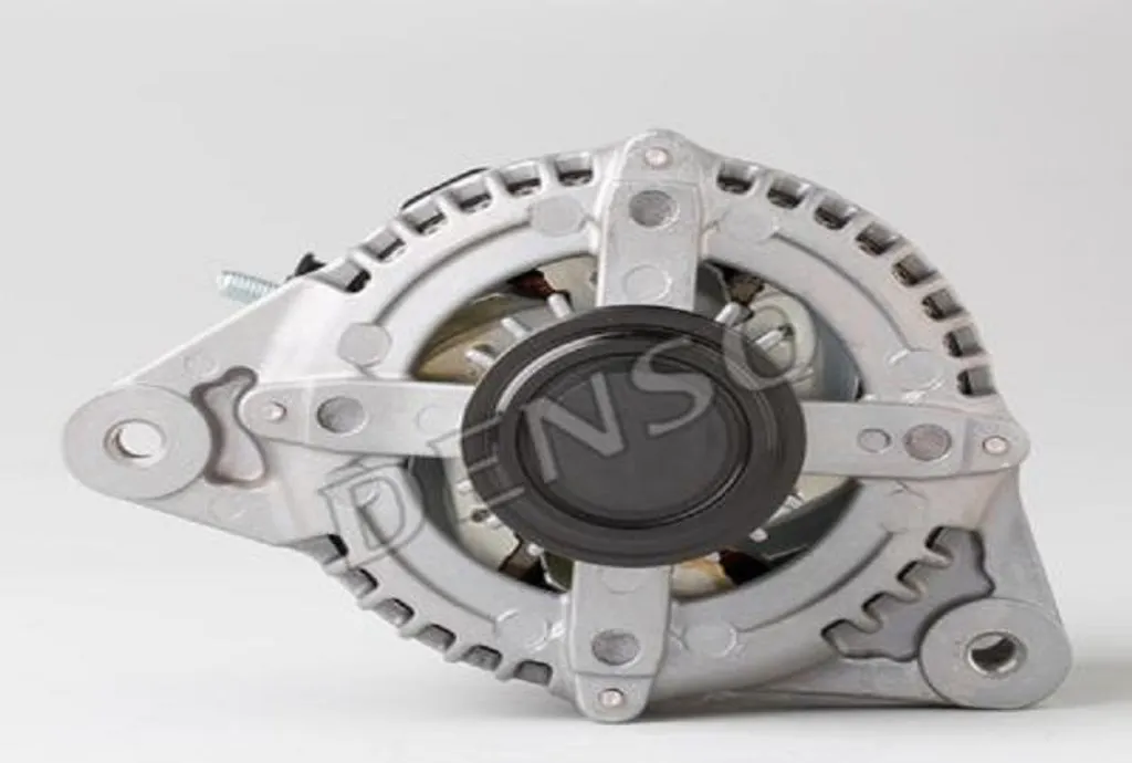 Alternateur DENSO DAN1102 pour Hyundai ix35/Santa Fé Kia Sorento